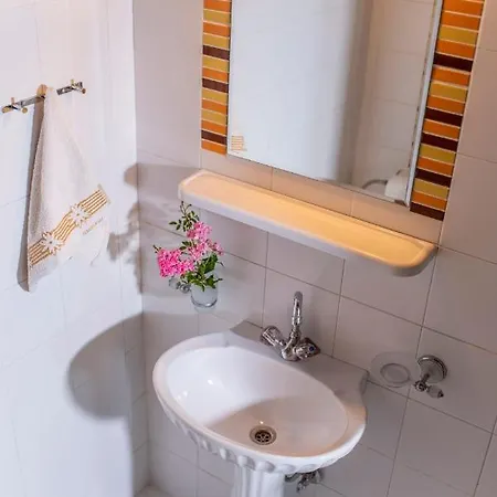 בית נופש Archontiko Kallisto